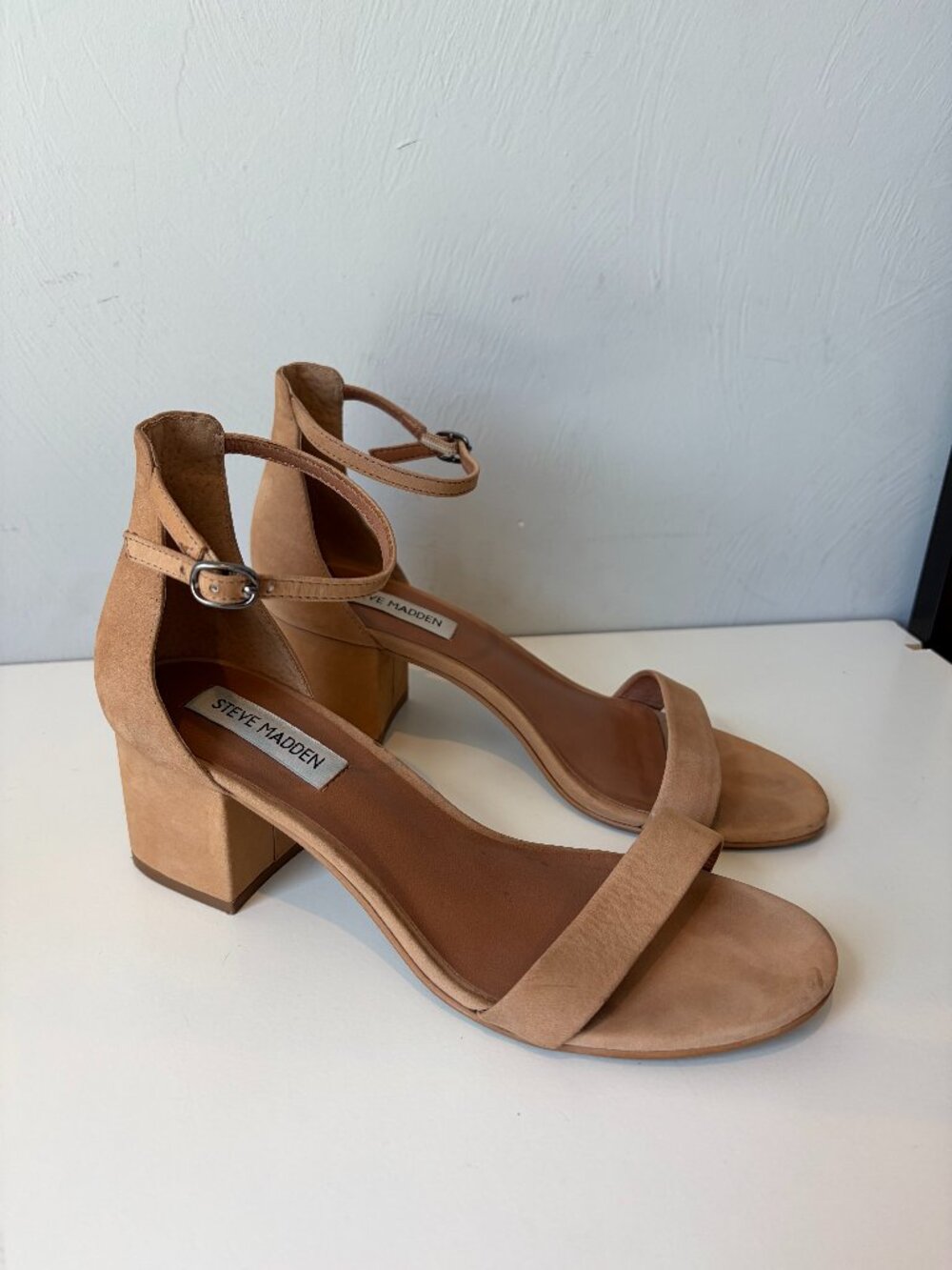 Steve Madden Women's Tan Sandals Size 8